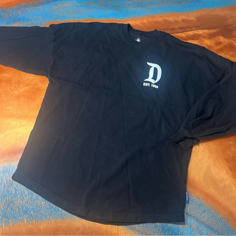 Disney Disneyland resort, long sleeve spirit, jersey, black, white graphic tee
